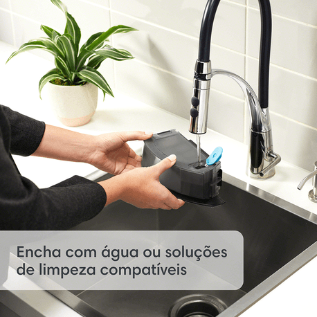Robô Aspirador Roomba Combo J5+, 2 em 1, Aspira e Passa Pano